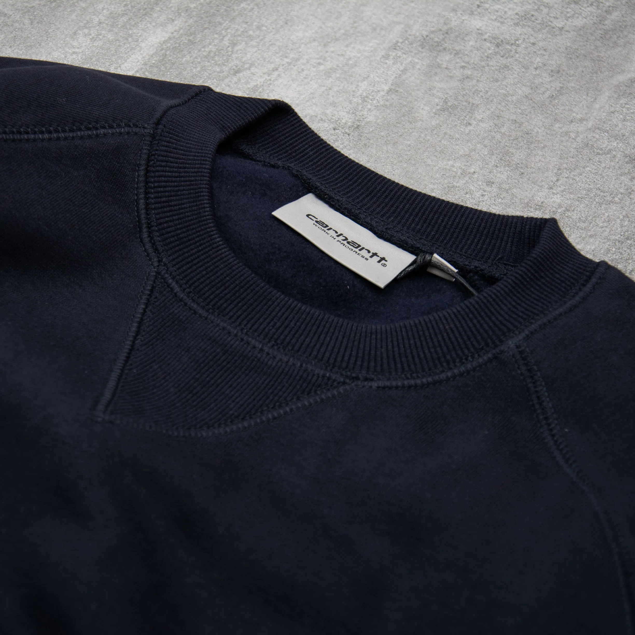 Carhartt WIP Chase Sweatshirt - Dark Navy